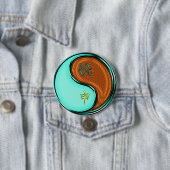 Badge Rond 7,6 Cm Verseau & Singe de Bois (En situation)