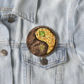 Badge Rond 7,6 Cm Vierge & Singe de Feu (En situation)