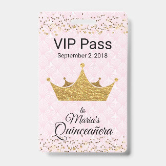 Badge Rose avec l'insigne d'or de Quinceañera VIP de