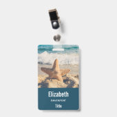 Badge Starfish sur une plage de sable Photo (Avant avec clip)