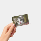 Badge Un chaton mignon aux yeux verts (Manuel / portable)