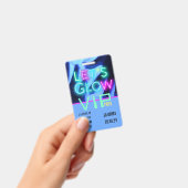 Badge VIP Pass Glow In Dark Party IDÉE D'INVITATION UNIQ (À main)