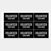 Badge volontaire noir avec Étiquettes de nom d'équ (Feuille)