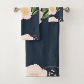 Badkamer handdoek set Baby Roze Kosmos op Navy (Insitu)