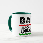 BAE Black en Opgeleide Mok (Voorkant links)