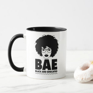 BAE: Zwarte en opgeleide Afrikaanse zwarte vrouw Mok