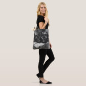 Bag Black Marble Theatre Masks - Dark Aesthetic Tote B (Sur le modèle)