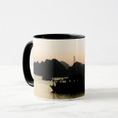 Baie d'Halong, coucher du soleil, Mug d'art vietna (Devant gauche)