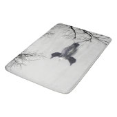 Bain Dingue noir et blanc sur un tapis de salle de (Angle)