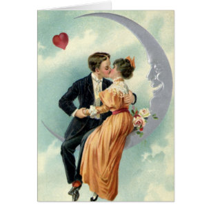 Baiser victorien vintage sur une lune de croissant