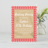 Baking Anniversaire Fête Invitation Rose Plaid (Debout devant)