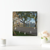 Balade à vélo vers le bas Horloge murale Solidarit (Maison)