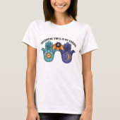 Balancing Vibes Zon & Maan Hemelse Hamsa T-shirt (Voorkant)