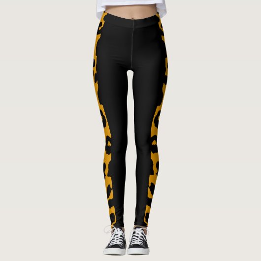 Balck And Gold Leopard Safari Pattern Leggings (Voorkant)