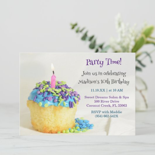 Balcon blanc bleu cupcake Anniversaire Invitation (Debout devant)
