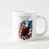 Bald Eagle en de Amerikaanse vlag Extra Grote Beker (Rechts)
