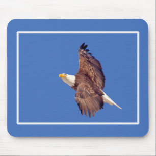 Bald Eagle Eyes tegen de hemel Muismat