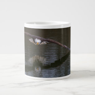 Bald Eagle in Flight Extra Grote Beker