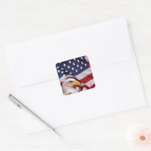 Bald Eagle met Amerikaanse vlag Vierkante Sticker (Envelop)