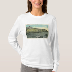 Bald Head Cliff en Exterior of Cliff House # T-shirt