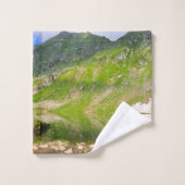 Balea Lake Mountain Slope – Romania Alpine Print (Gant de toilette)