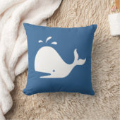 baleine blanche CARTOON sur coussin bleu moyen (Couverture)