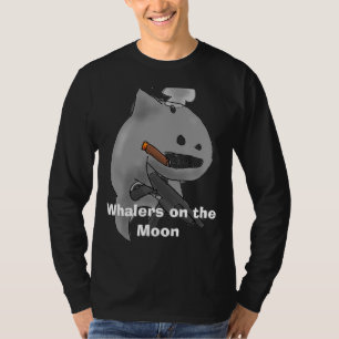 Baleiniers sur le long T-shirt noir de lune