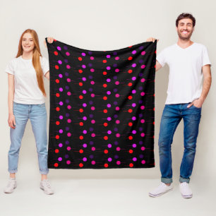 Ball en line on black fleece deken