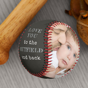 Balle De Baseball Vous aimez jusqu'au champ extérieur et retour Phot