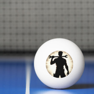 Balle De Ping Pong Mécanicien Silhouette Clé à Main sur l'Épaule
