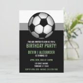 Balle de soccer vert et noir Invitations d'anniver (Debout devant)