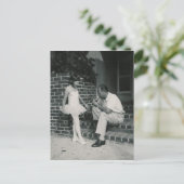 ballerine avec carte postale père (Debout devant)