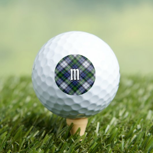 Balles De Golf Clan Gordon habiller Tartan Golf Balls (T-shirt Insitu)