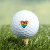 Balles De Golf Coeur arc-en-ciel LGBT (T-shirt Insitu)