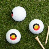 Balles De Golf drapeau aborigène australien (Herbe in situ)