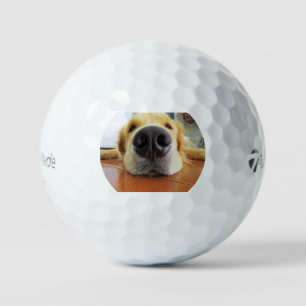 Balles De Golf gr couché à plat de près