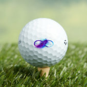 Balles De Golf Infinity with purple feather (T-shirt Insitu)