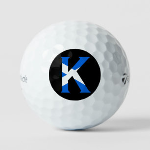 Balles De Golf K Monogramme superposé sur le drapeau écossais tmt