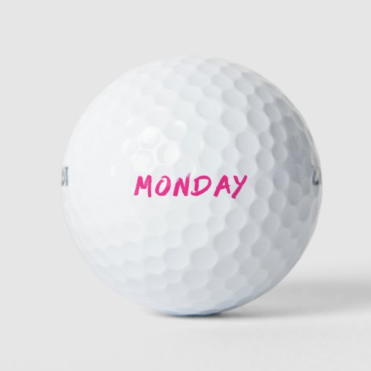 Balles De Golf Lettering Design ‘Monday’ en rose (Devant)