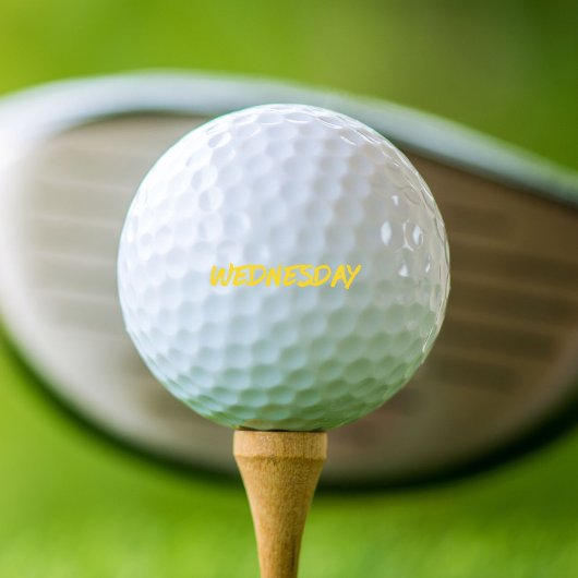 Balles De Golf Lettering Design 'Wednesday' in Yellow