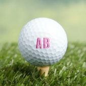 Balles De Golf Monogramme à 2 lettres rose gras empilé (T-shirt Insitu)