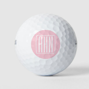 Balles De Golf Monogramme initial   Blanc sur rose clair