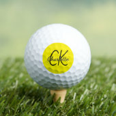 Balles De Golf Nom initial du monogramme jaune (T-shirt Insitu)