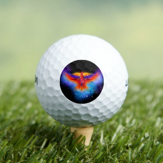 Balles De Golf Phoenix Nebula (T-shirt Insitu)