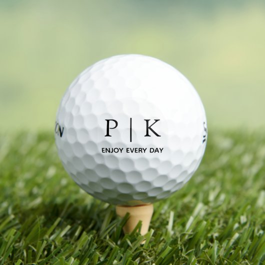 Balles de golf Srixon Soft Feel 13 Monogramme Mode (T-shirt Insitu)