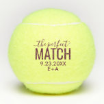 Balles De Tennis Boules de tennis Mariages personnalisées Parfait<br><div class="desc">Le Parfait Match Personnalisé Tennis Ball Mariage ou Fête des mariées Favors avec un style de typographie simple, moderne et minimaliste avec écriture calligraphie et grandes polices sans-serif et espace pour les initiales du couple et la date du mariage. Affiché en noir, mais toutes les couleurs peuvent être changées à...</div>