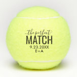Balles De Tennis Boules de tennis personnalisées Parfaites<br><div class="desc">The Perfect Match Personnalisé Tennis Ball Wedding Favors avec un style de typographie simple, moderne et minimaliste avec écriture calligraphie et grandes polices sans-serif et espace pour les initiales du couple et la date mariage. Affiché en noir, mais toutes les couleurs peuvent être changées à l'aide de l'éditeur modèle de...</div>