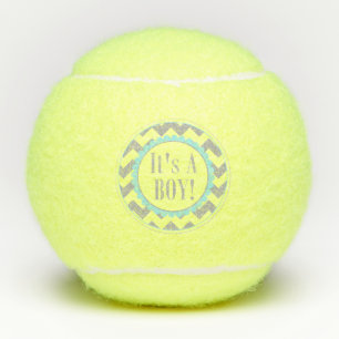 Balles De Tennis C'est un garçon