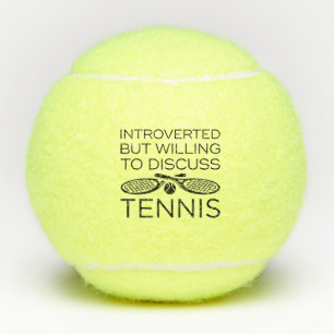 Balles De Tennis Introverted Mais Prêt À Discuter De Tennis