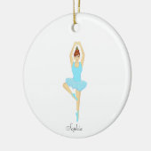 Balletdanser, gekleed in lichtblauw keramisch ornament (Links)